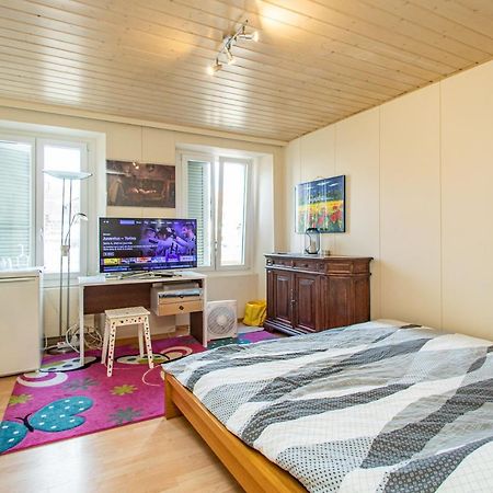 Chambre Double Last Minute Payerne Exterior photo